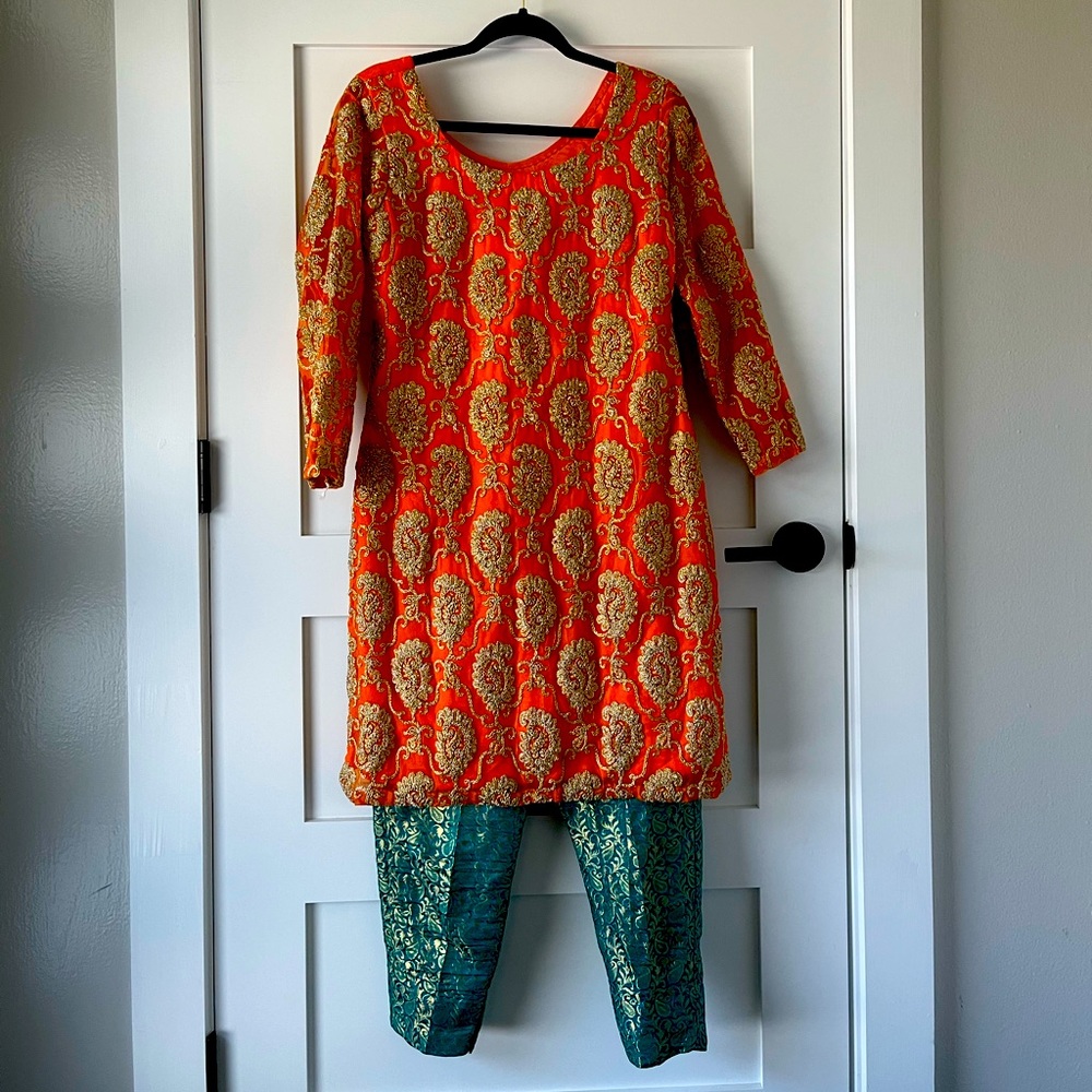 Salwar kameez - sz small/34